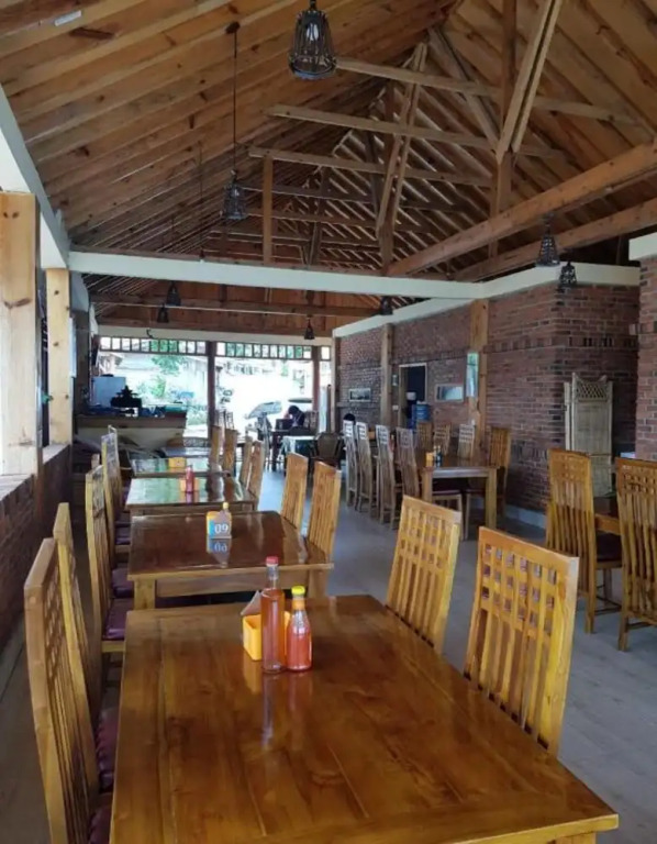Orari View Restaurant & Homestay