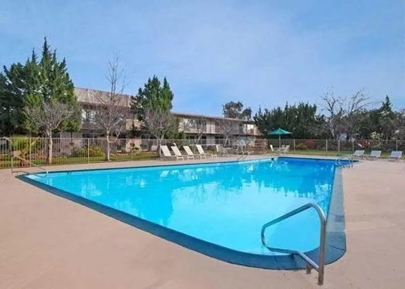 Ashlan Inn Hotel