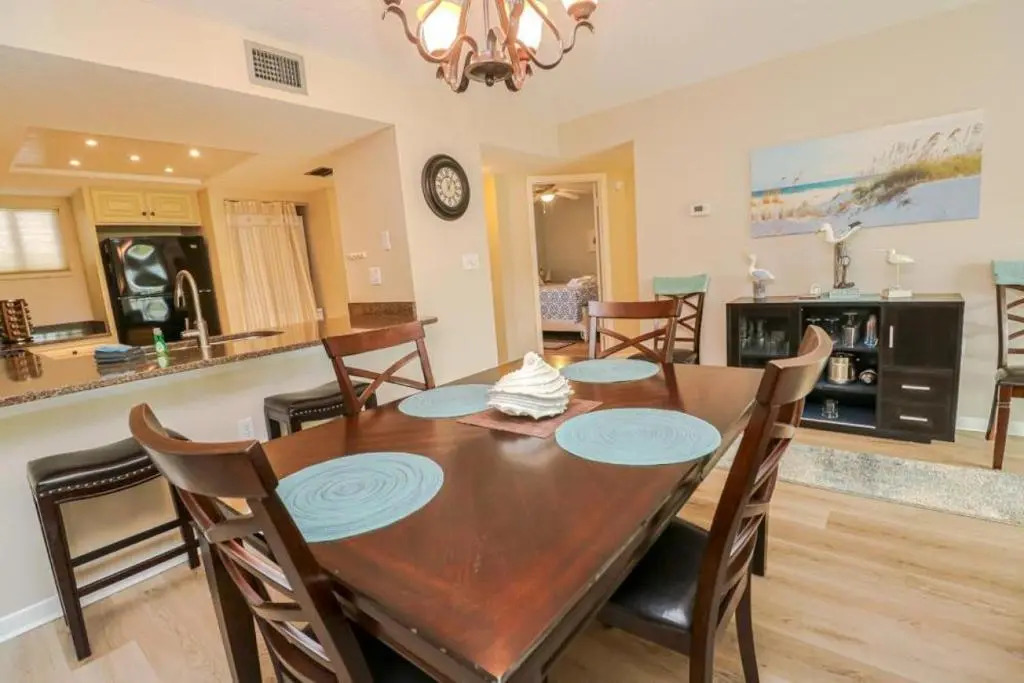 Ocean Village Club K15