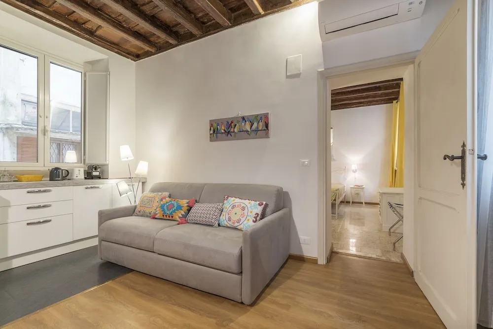 At the heart of Monti - via dei Capocci