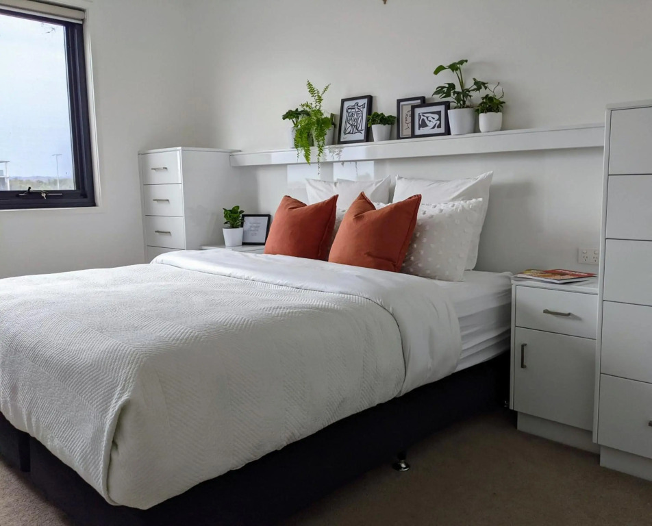 The Botanical 304