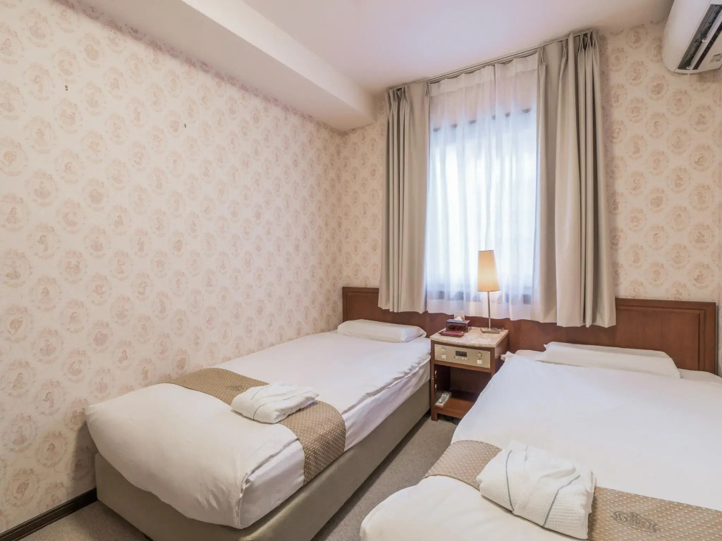 New Osaka Hotel Shinsaibashi