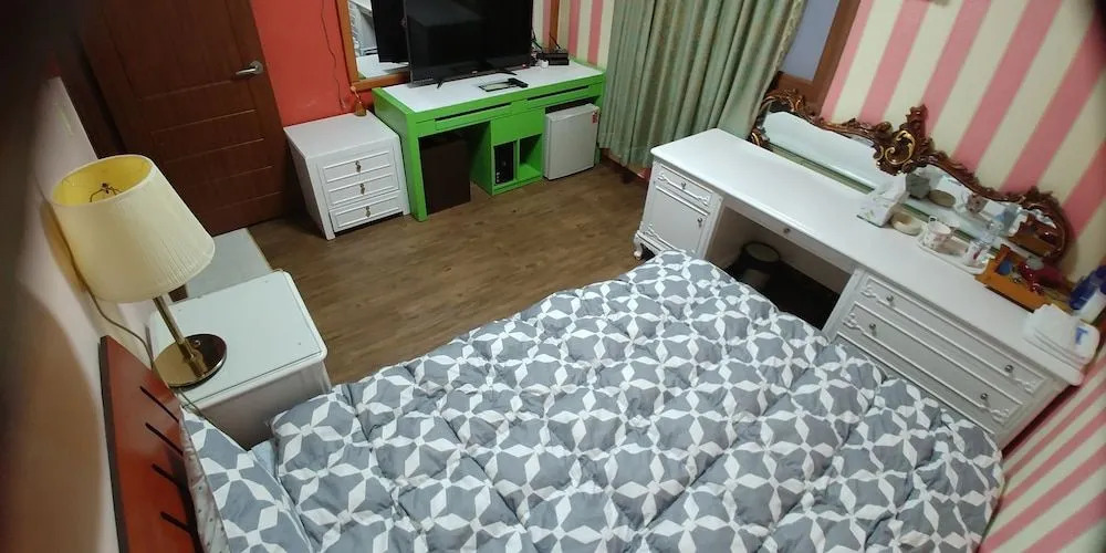 Samwoo Motel