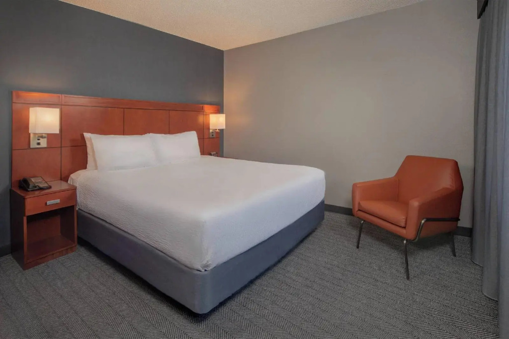 Fairfield Inn & Suites by Marriott Frederick