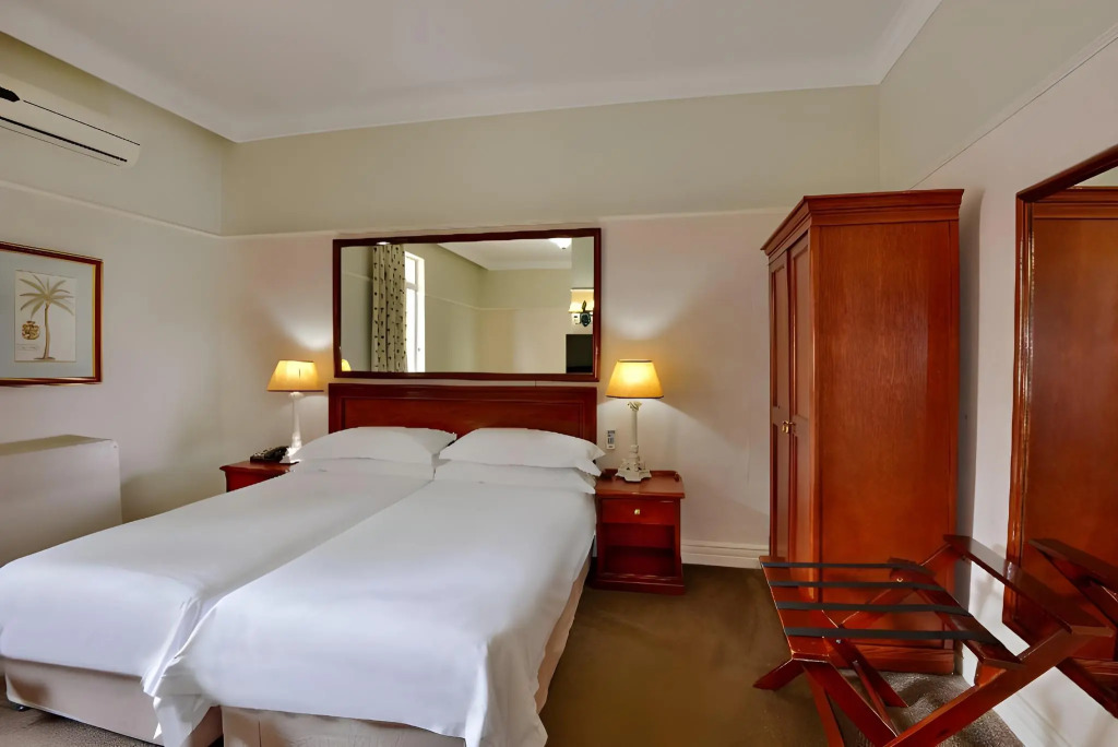 The Balmoral - Halaal