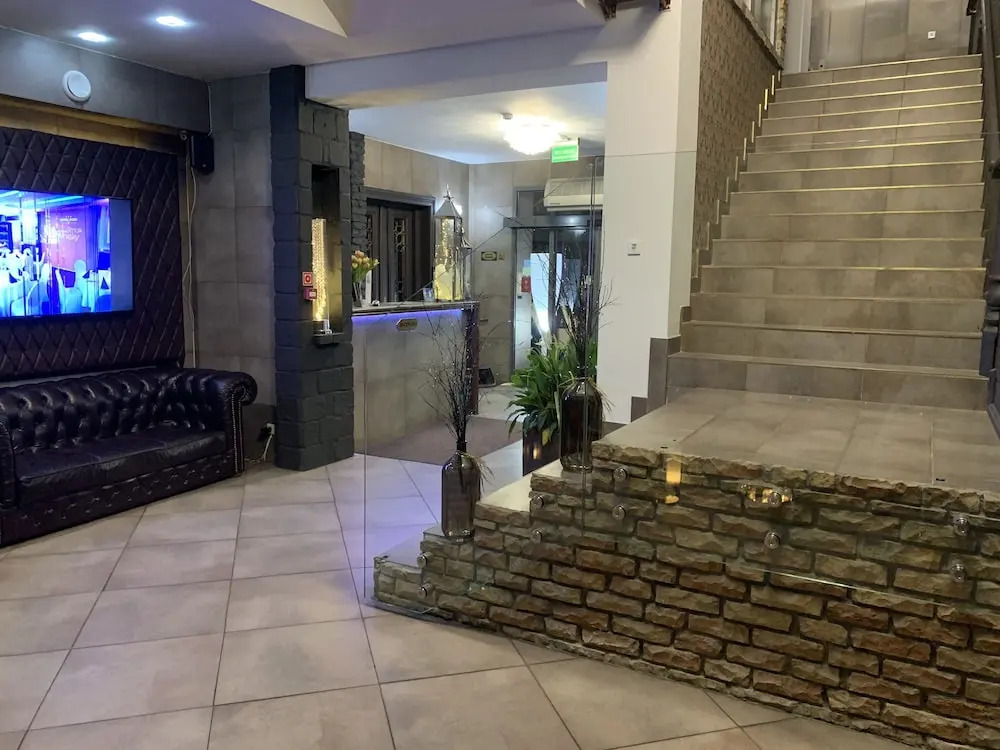 Hotel Fado