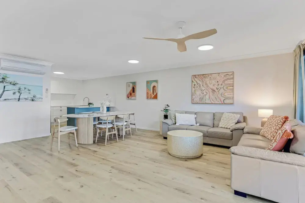 Riverdance Apt 6