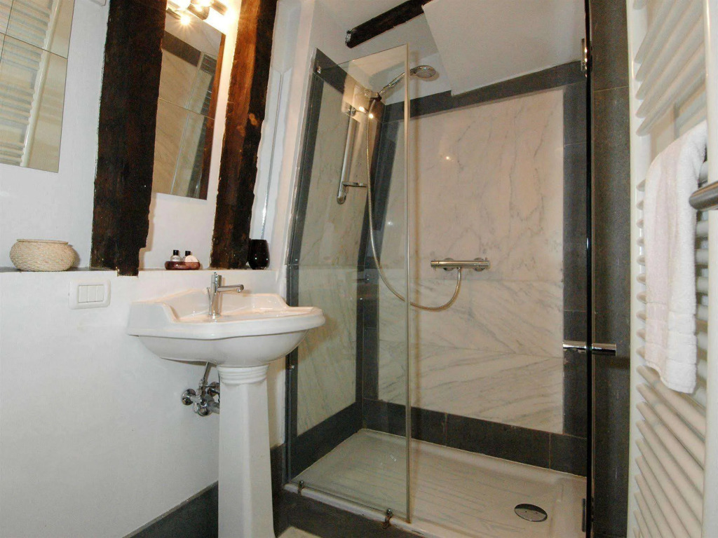 Gregoire Apartment
