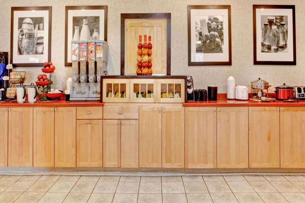 Ramada by Wyndham Tampa Westshore Airport South
