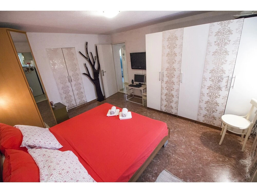 Apartment With one Bedroom in Split, With Enclosed Garden and Wifi - 500 m From the Beach