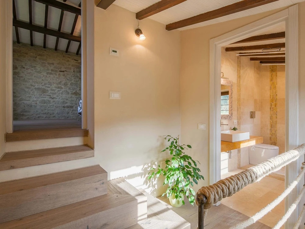 Villa in Cortona with Private Pool