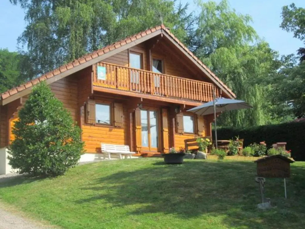 Chalet confortable à Cleurie avec WIFI, cheminée et terrasse - FR-1-589-71