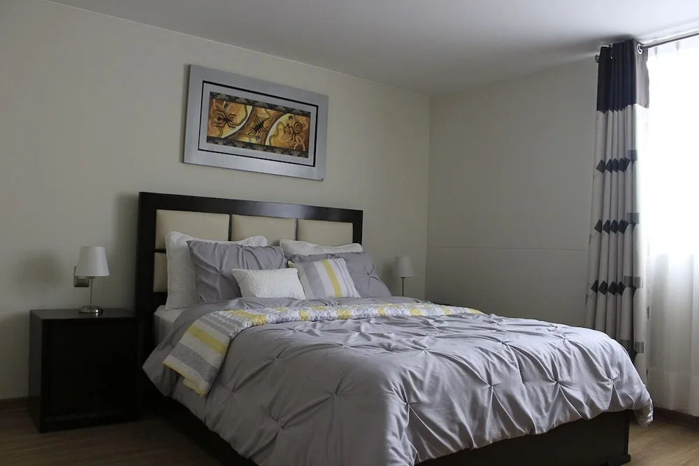 Ur Place Rentals - Brand New 2bdrm Great Location Miraflores