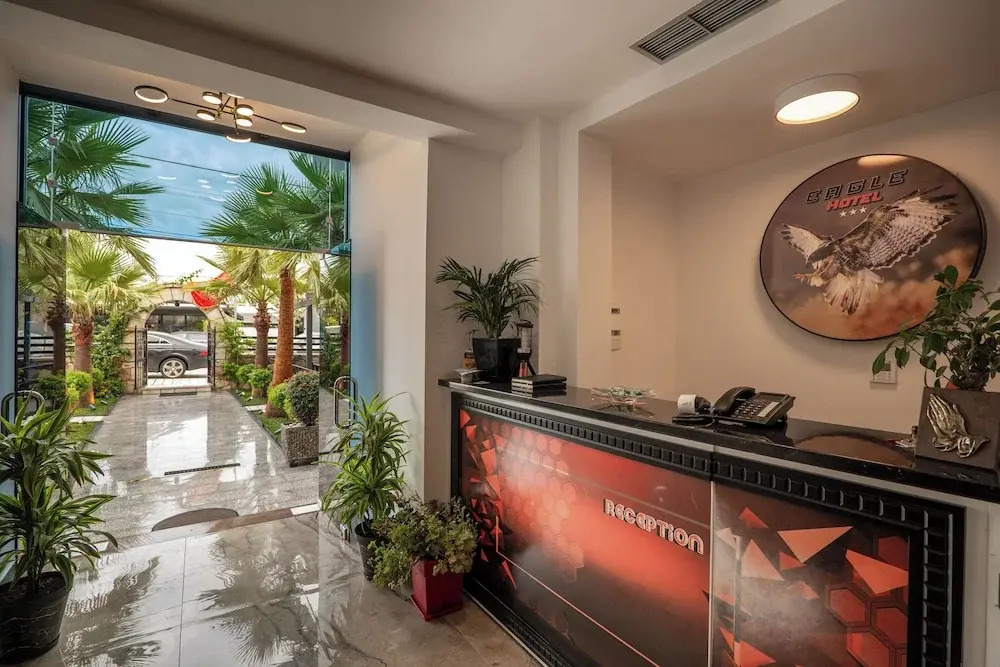 Hotel Eagle