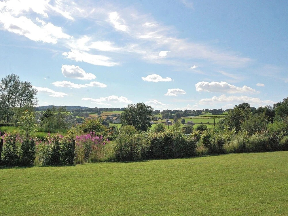Ruhiges, gemütliches Ferienhaus mit großem Garten