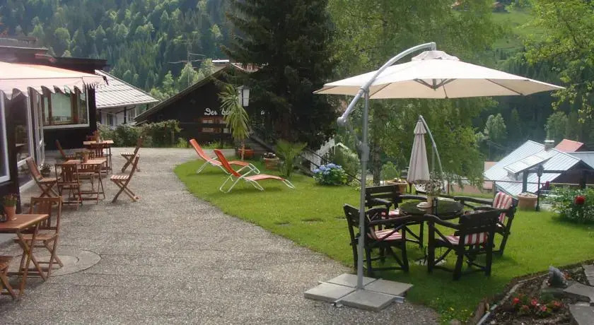 Hotel Alpenstern Heuberg