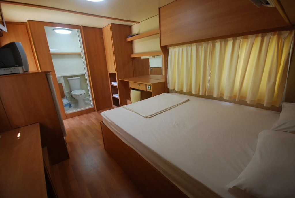 S3 Seahorse Beach Club
