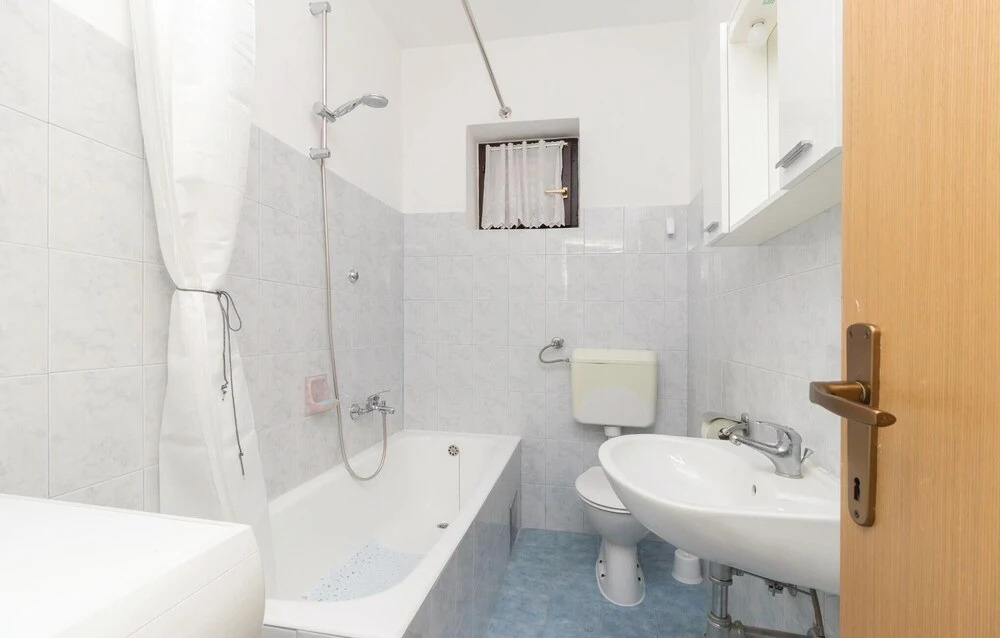 Amazing Apartment in Zadar With 2 Bedrooms and Wifi