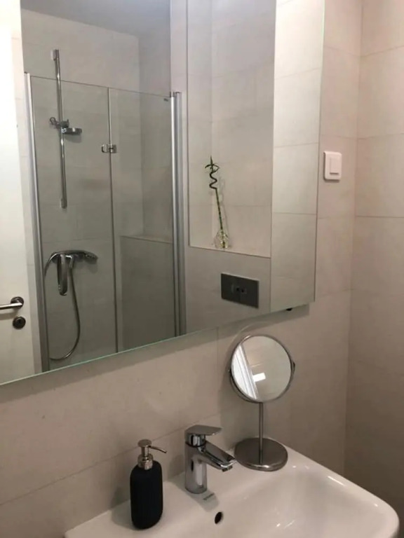 Central Garden Apartment