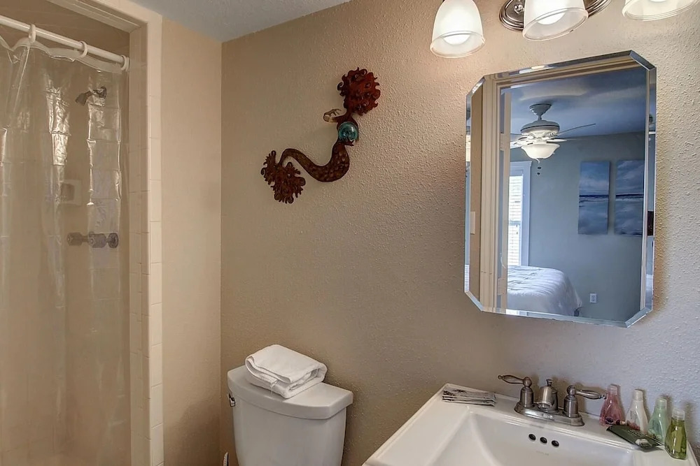 El Cortez Miniums Ec229 2 Bedroom Condo