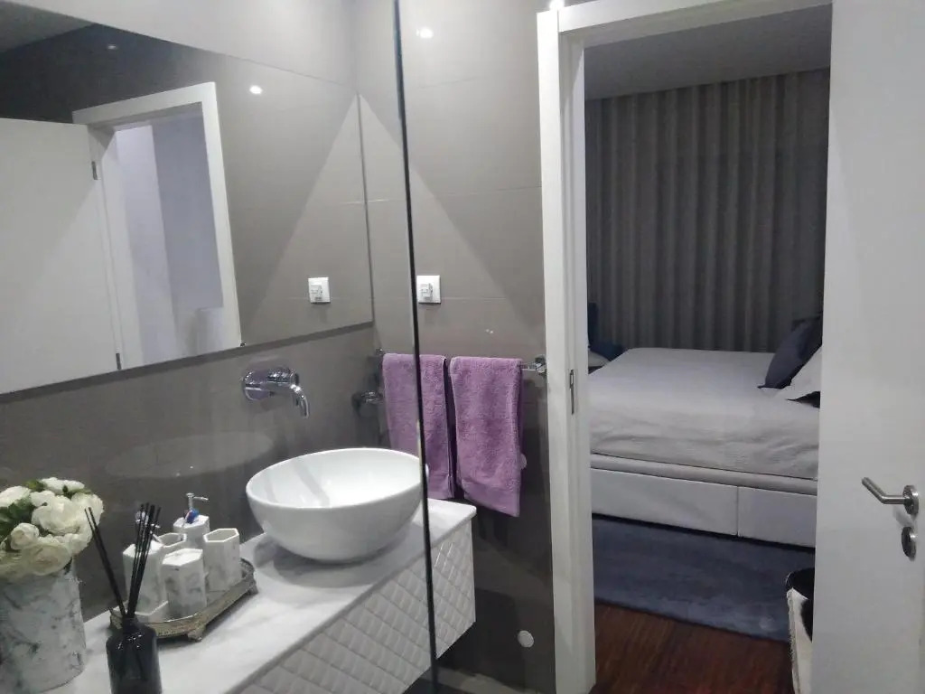 Luxury 3 Bedroom Penthouse With Private Garage