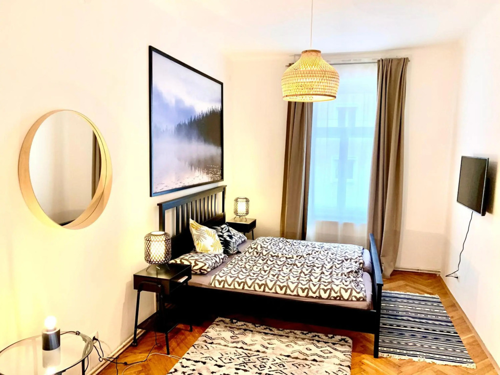 Urban Contactless Apartment