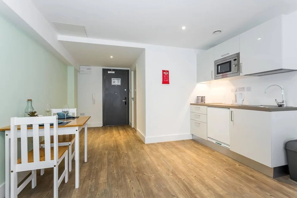 Brand new studio apartment in central Oldham