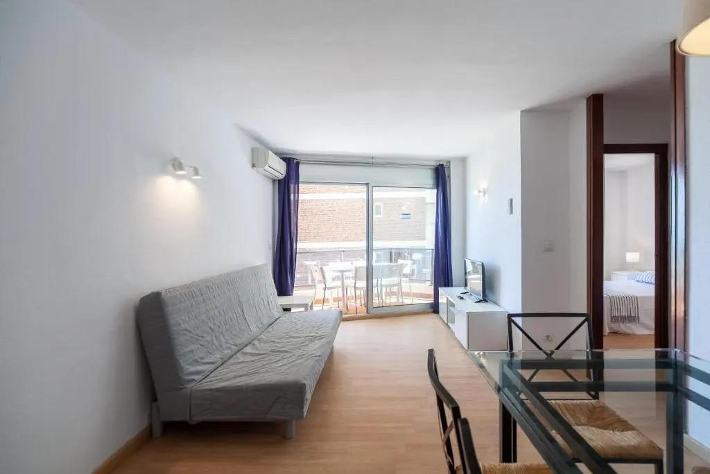 UHC Mexico I Apartments