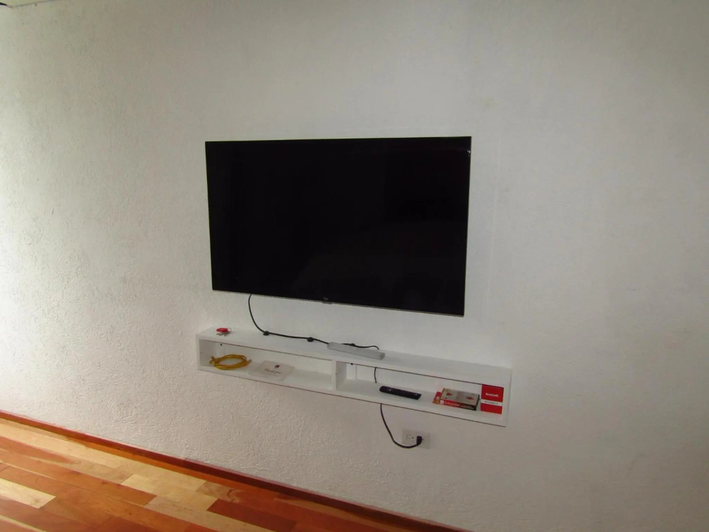 Cozy 1 bed Apt 2B in Rockley