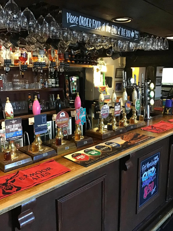 Crossways Inn