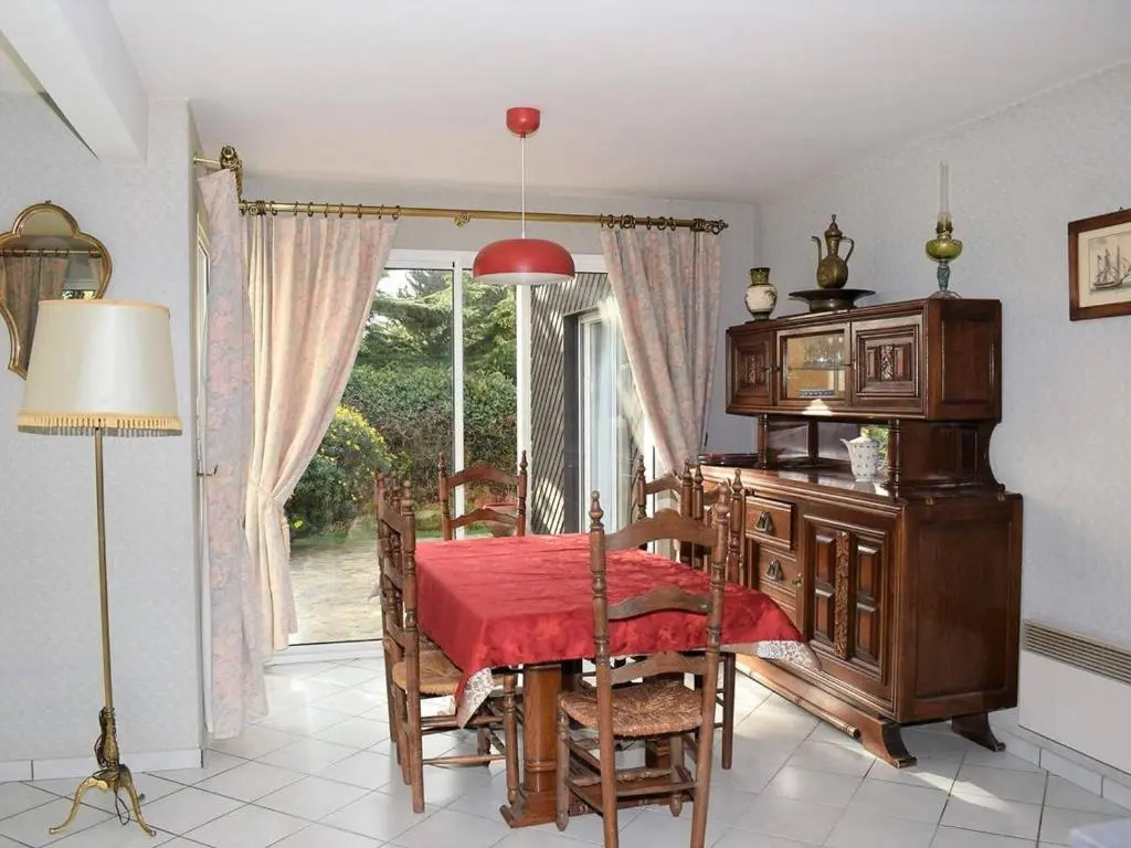 Villa avec Jardin Calme, Proche Plages et Commerces à Perros-Guirec - FR-1-368-267