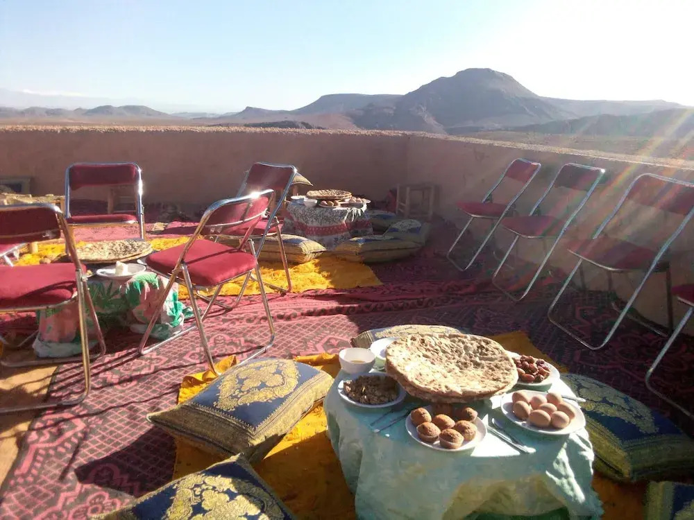 Auberge Restaurant TISSILI " Oasis de Fint"