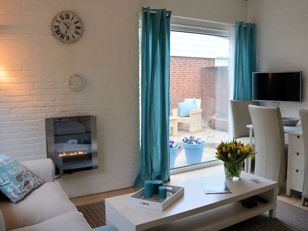 Rustic Holiday Home in Noordwijkerhout near Sea