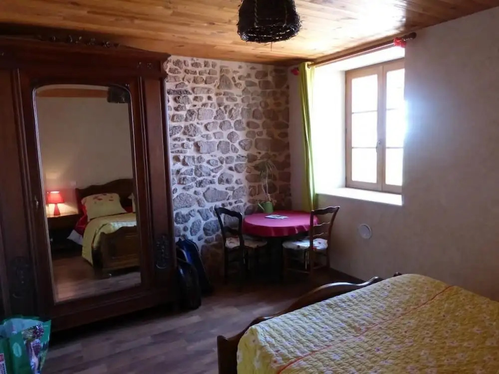 LES CHAMBRES DE LOUEST