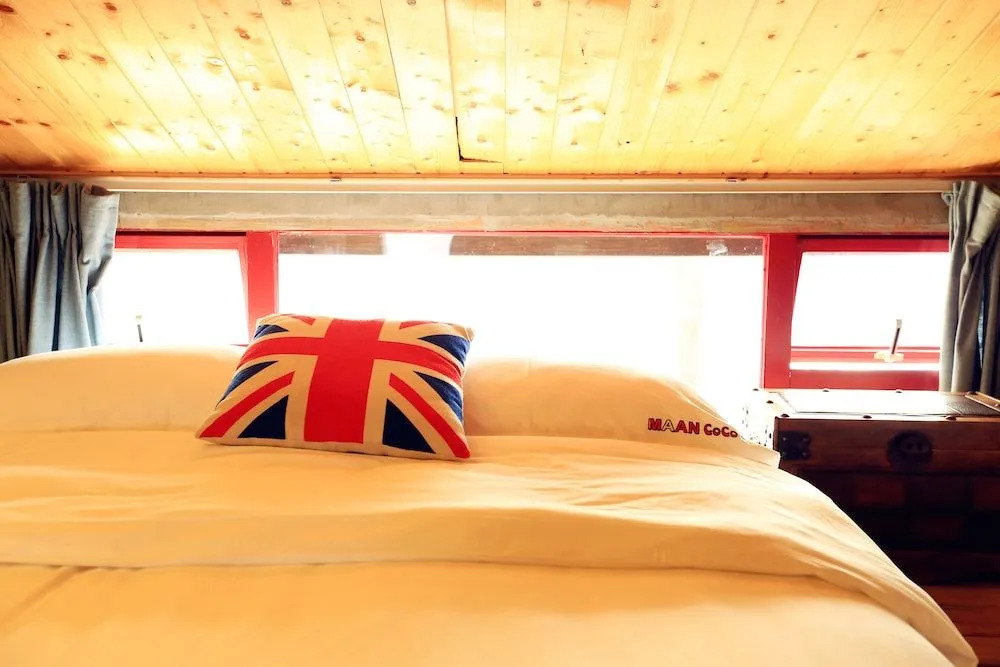 Maan Coco Travelling With Inn No.1