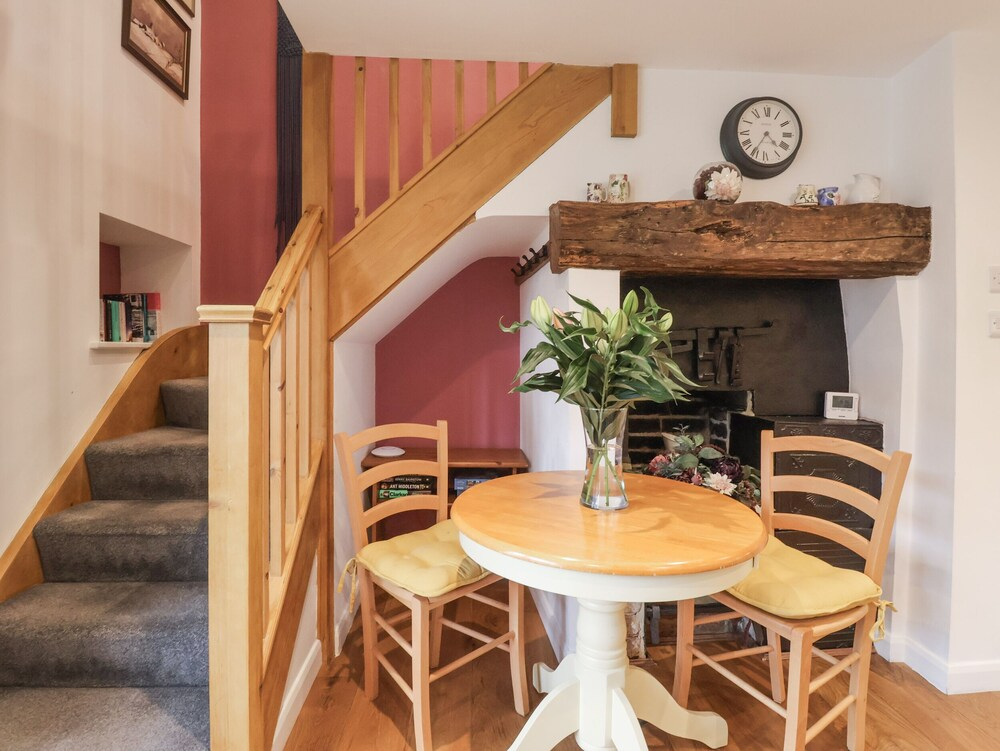 The Farmhouse Kitchen