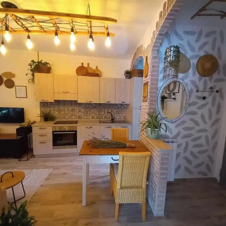 An Oasi for Traveller Close to the Lake and Lugano