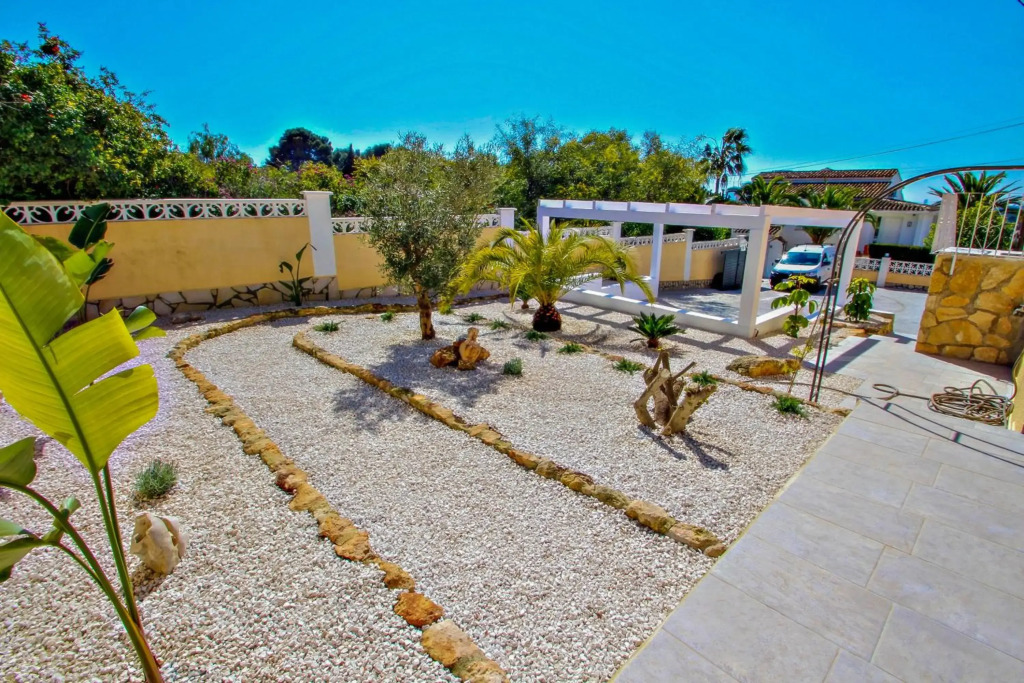 Samina - holiday home with stunning views and private pool in Benissa