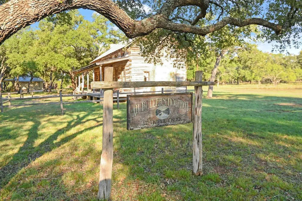 Ab Butler Marshall Creek Suite 1 Bedroom Cabin by RedAwning