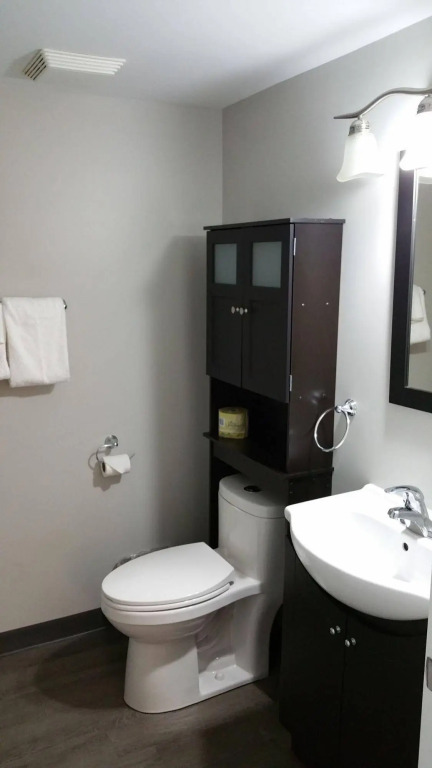 Sunrise Inn and Suites