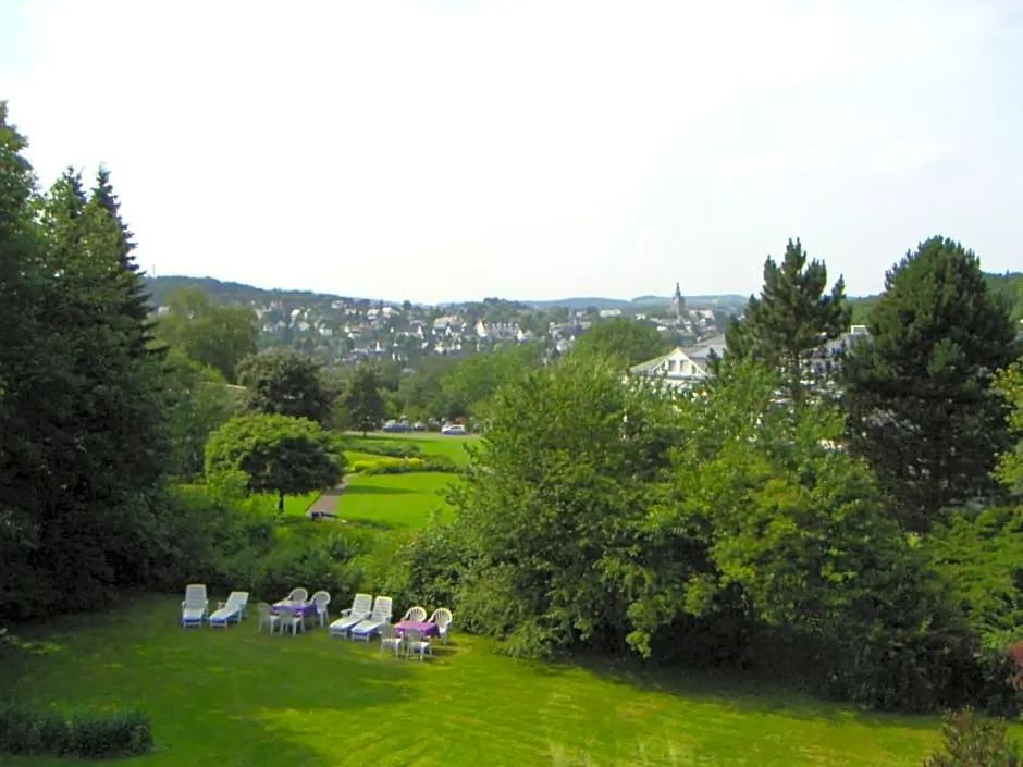 Hotel Haus Hellhohl Garni