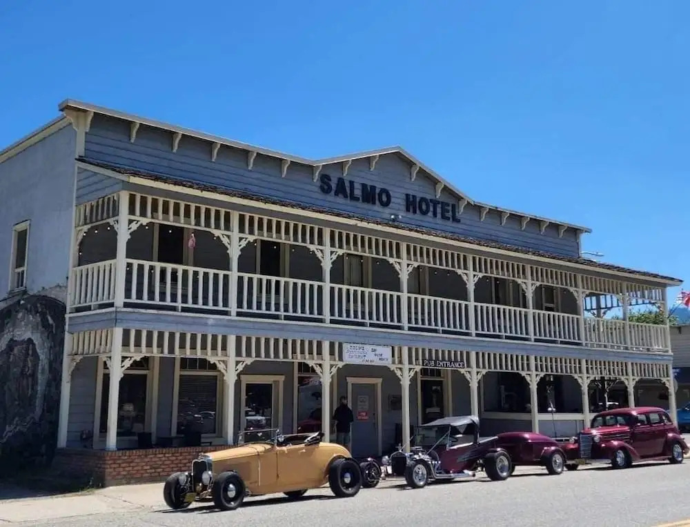 Salmo Hotel