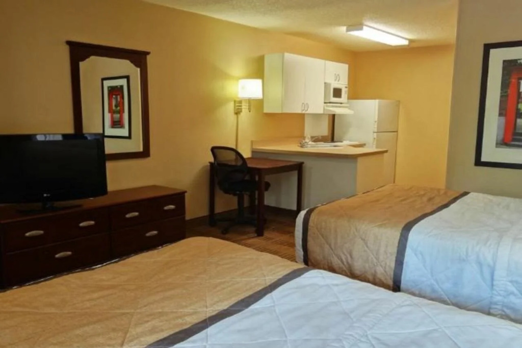 Extended Stay America Suites - Fort Lauderdale - Cypress Creek - Andrews Ave