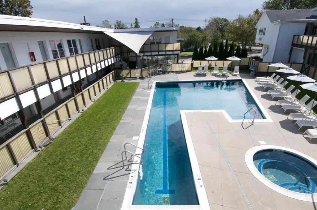 Oyster Estate