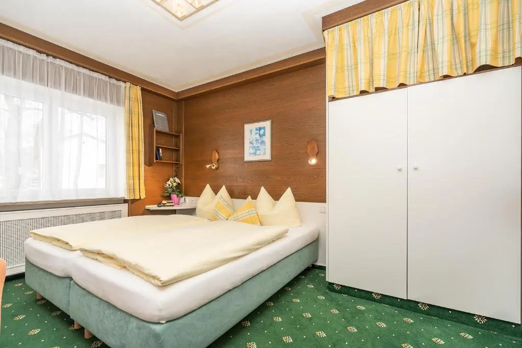 Hotel Sonnenspitz ***