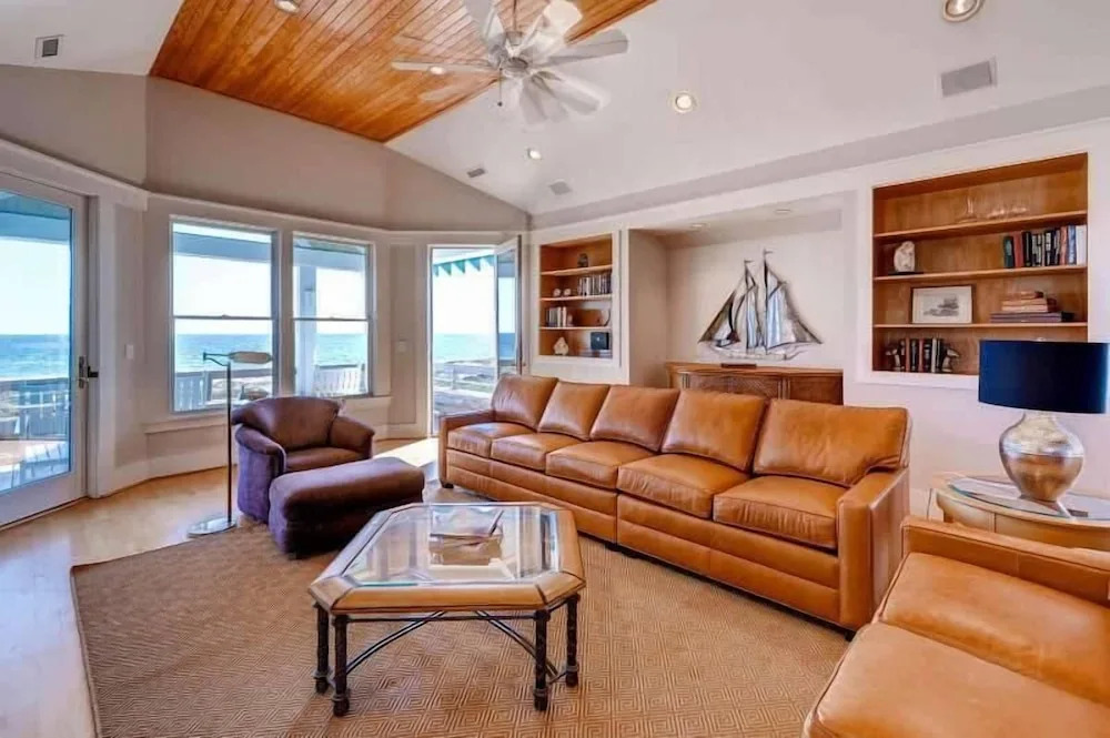 Sandbagger 5 Bedroom Holiday Home By Bald Head Island