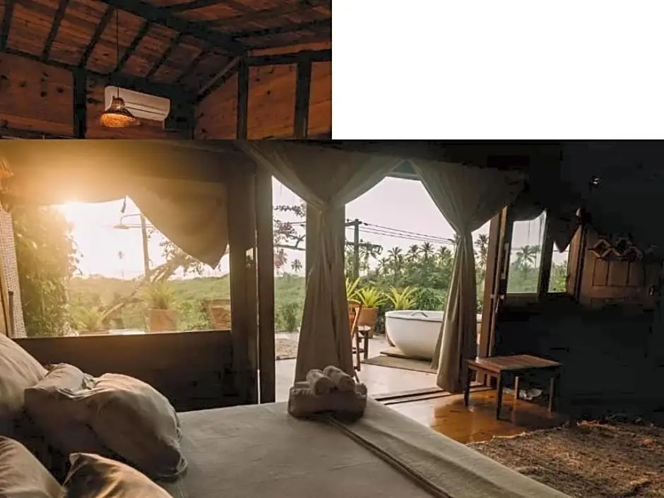 Ocean Front Suite