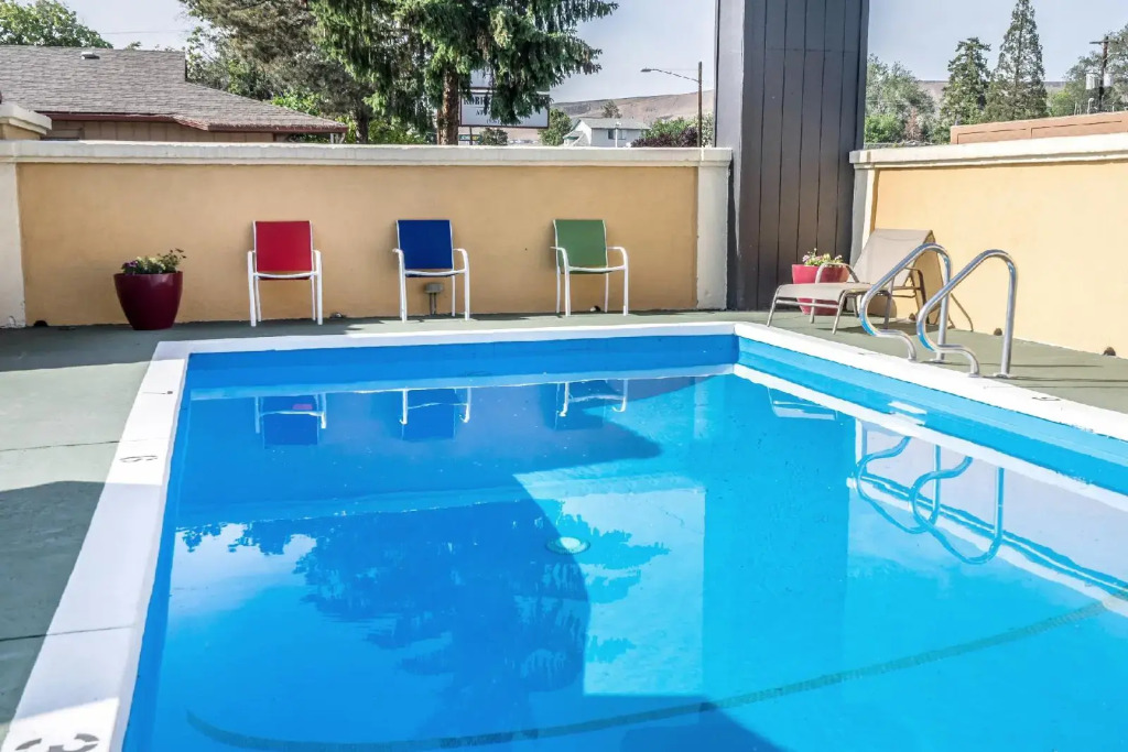 Holiday Lodge Yakima