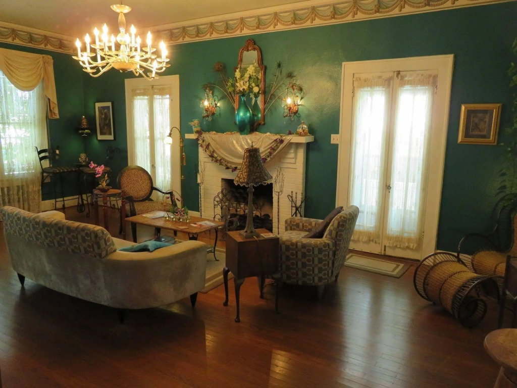 Avenue O Bed and Breakfast