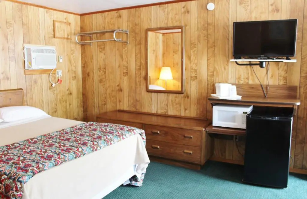 Barberry Court Motel &Cabins